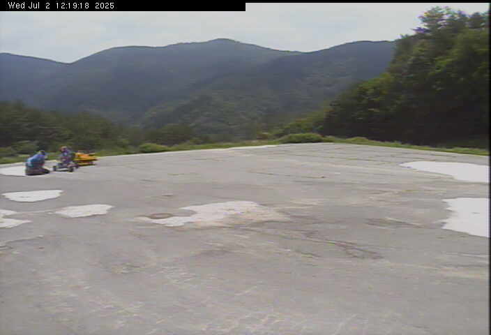 恐羅漢ロッジ前駐車場