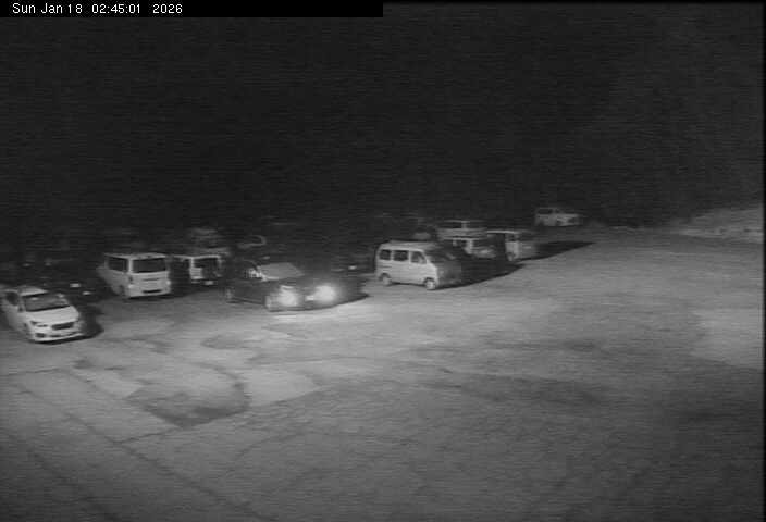 恐羅漢ロッジ前駐車場