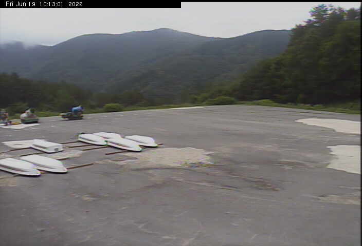 恐羅漢ロッジ前駐車場